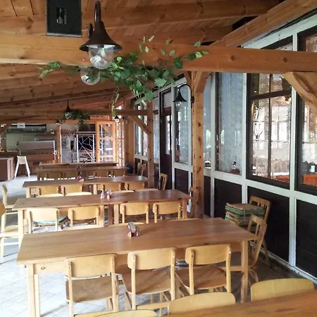 Feriepark Camp Mechenice